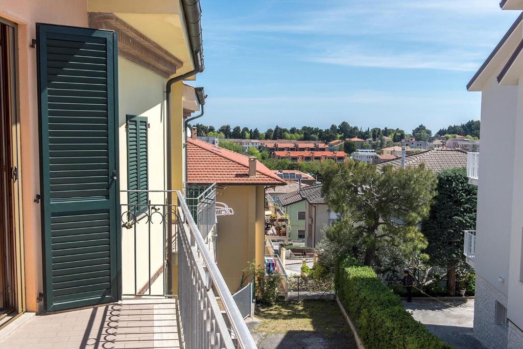 S130 - Sirolo, deliziosa villetta con terrazzo - 2