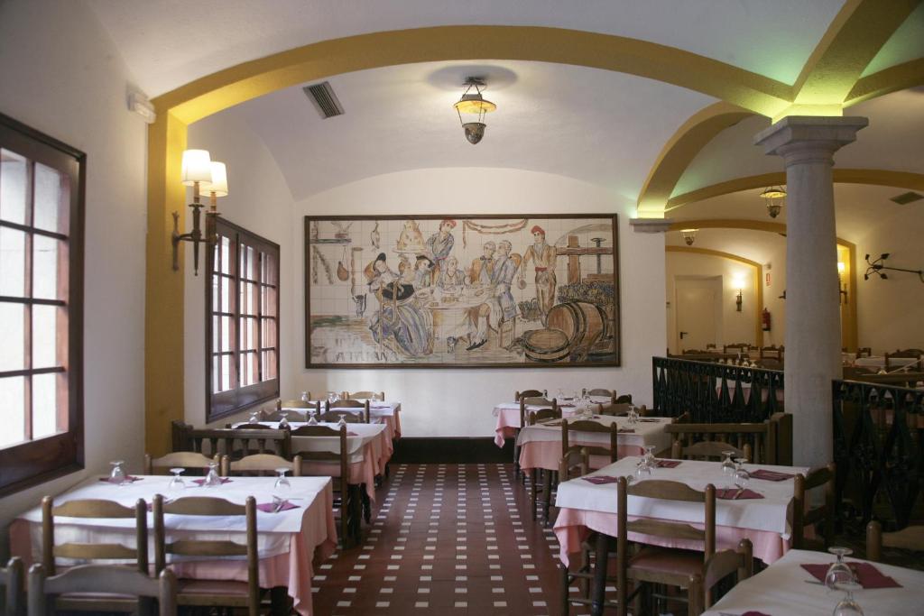 Hotel La Carolina — Restaurant & bars in Lloret de Mar, Catalonia
