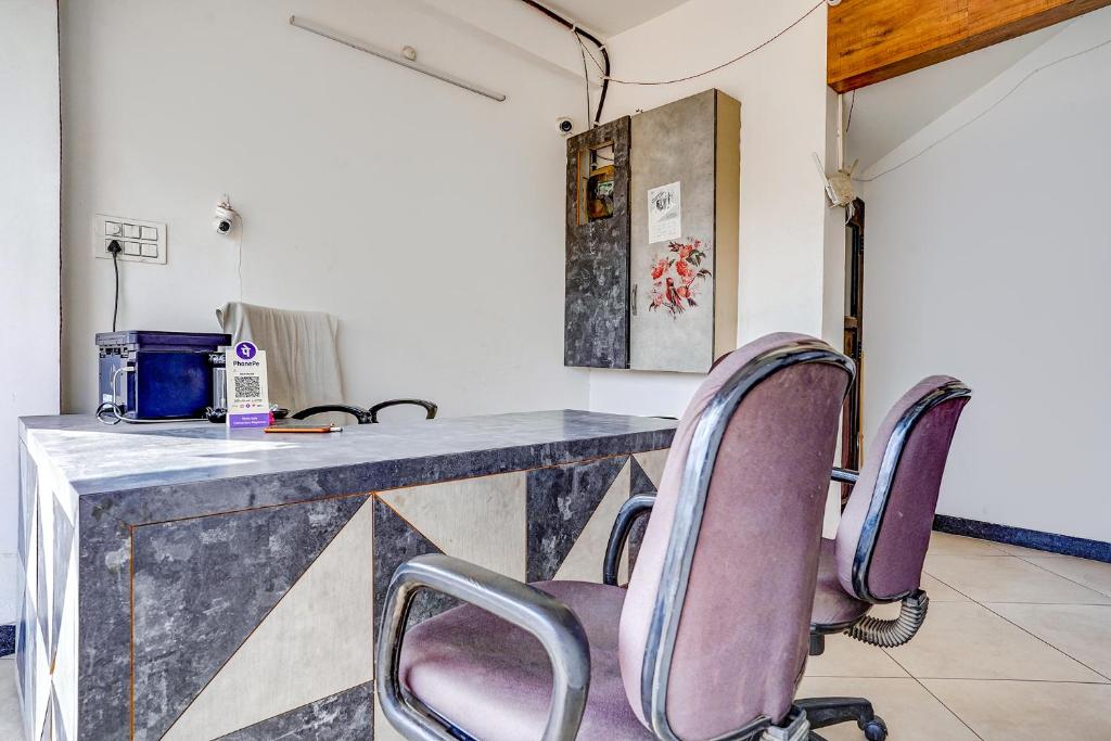 OYO BHO555 Hotel GULMOHAR GRAND photo