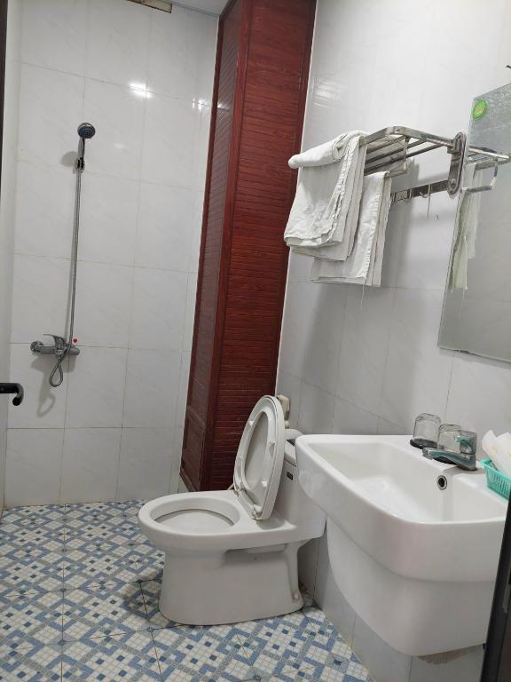 Hotel Sen Viet Bac Lieu photo