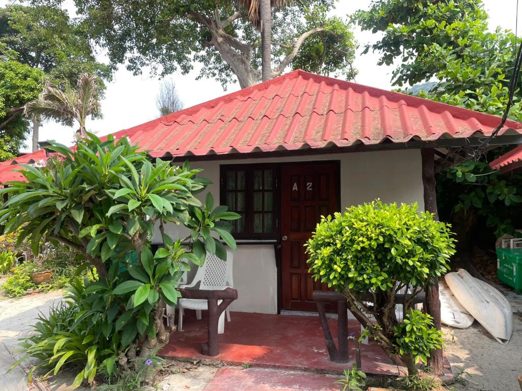 Haadrin Resort photo