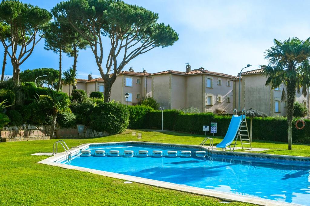 AQ-7 Calella de Parafrugell 4 Pax - 1