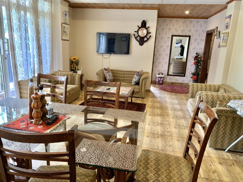 Valley View Private Apartments — Hotel in Nathia Gali