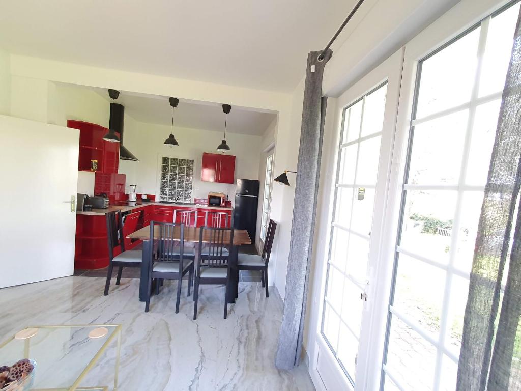 Logement entier avec grand jardin et parking WIFI 6 et Fibre - 5