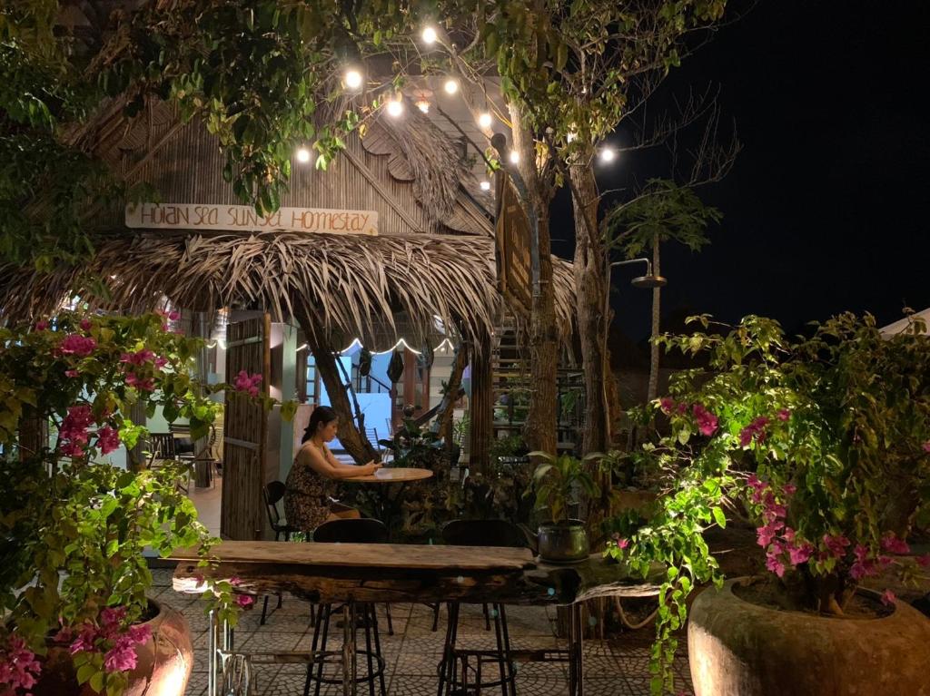 会安海景日落别墅及酒吧 (Hoi An Sea Sunset Villa & Bar)