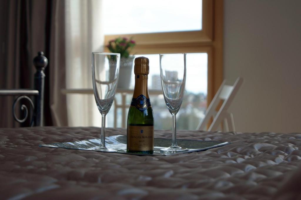 Facilities, Baia Di Ognina in Catania