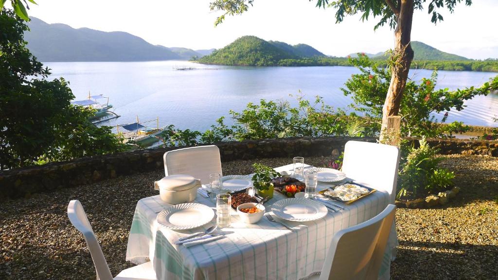 Food and beverages, La Estancia Busuanga Resort in Palawan