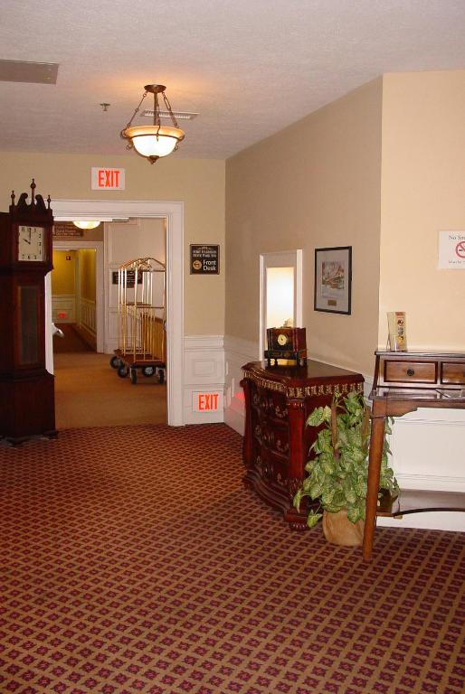Fort Harrison State Park Inn photo