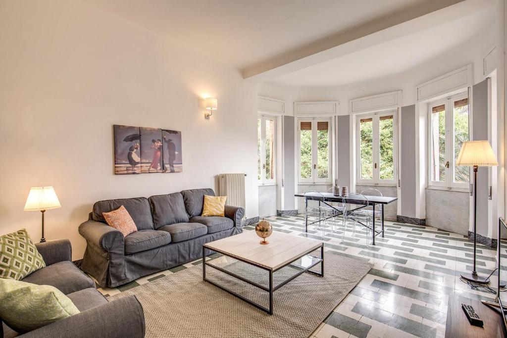 AwesHomeItaly - Bay Windows Apartment - 2
