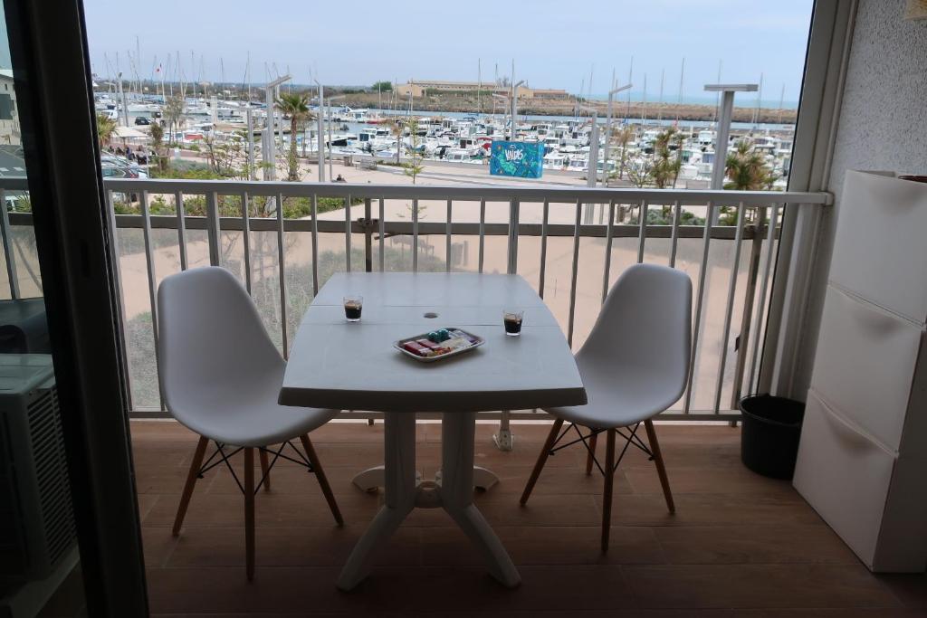 Studio Valras vue Port et Mer Wi-Fi gratuit, Valras-Plage