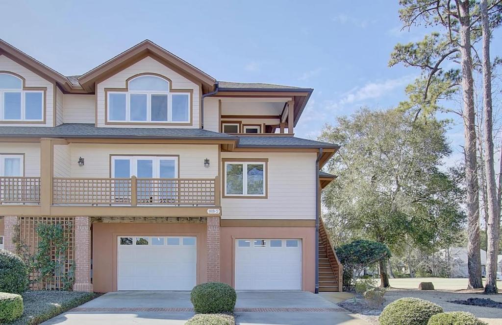 Fairway to Heaven home, Supply