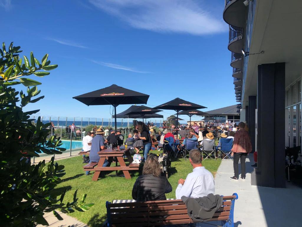 Scamander Beach Resort photo