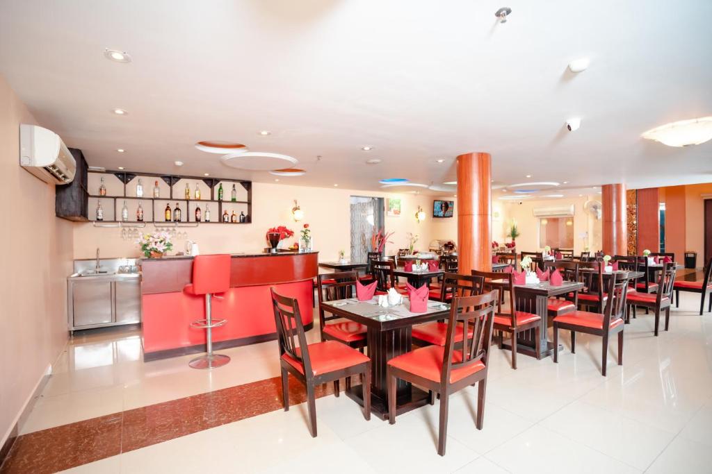 Exterior view, Silver Mounts Hotel in Phnom Penh