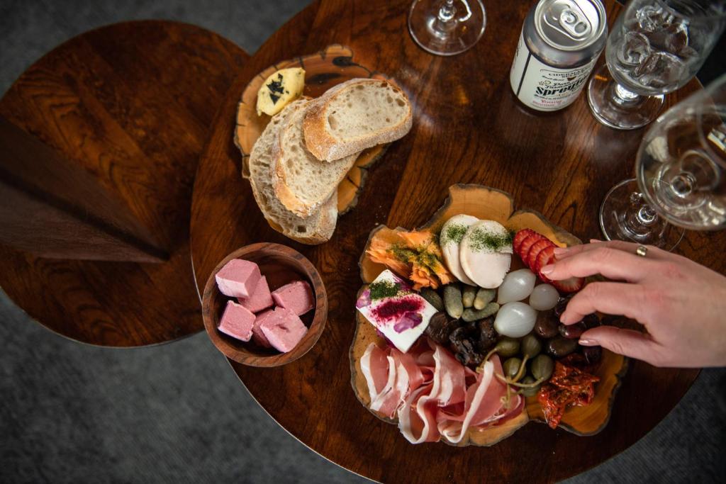 طعام و مشروبات