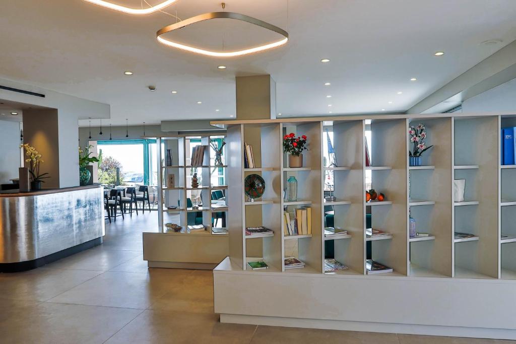 Lobby, Princess Et Richmond in Menton