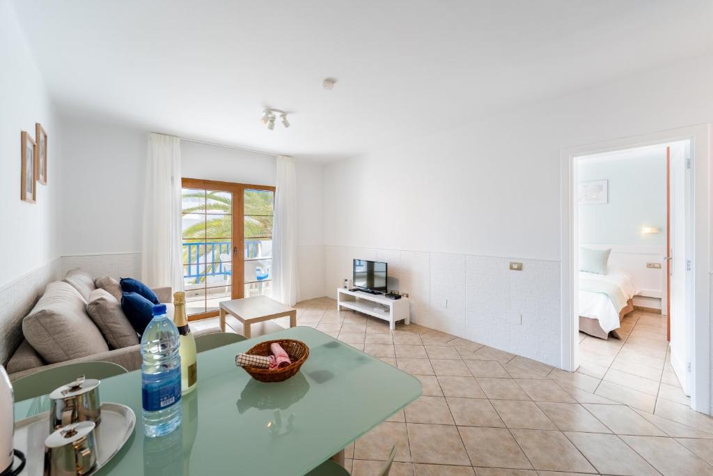Apartamentos Isla de Lobos - Adults Only — Hotel rooms in Puerto del Carmen, Canary Islands