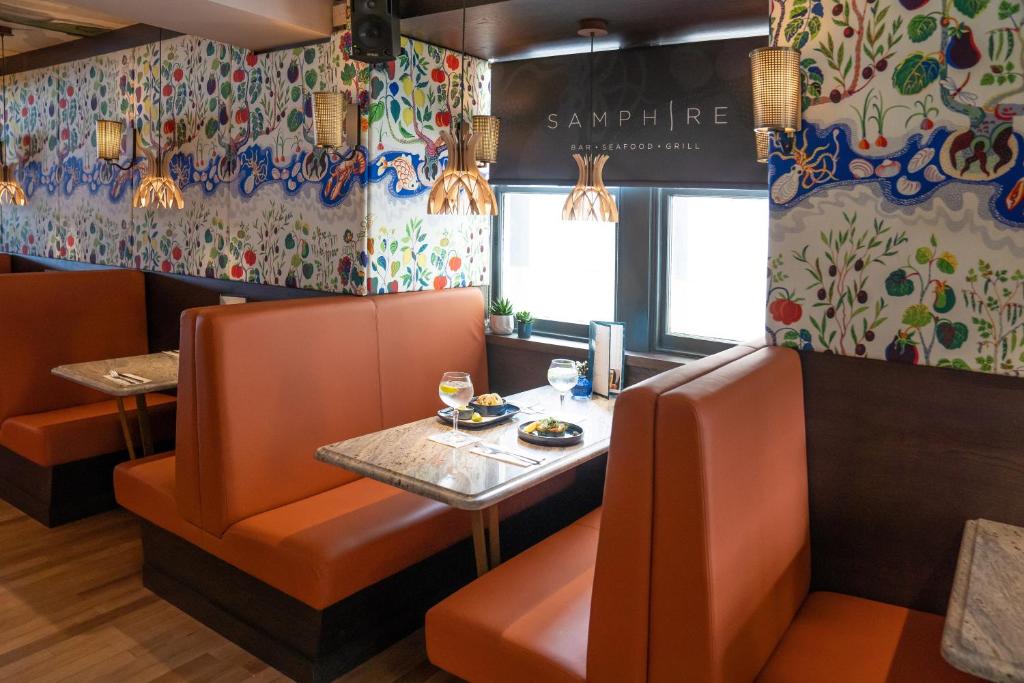 Bar/lounge