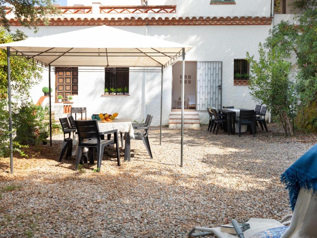 LETS HOLIDAYS BEAUTIFUL HOUSE in TOSSA - 5