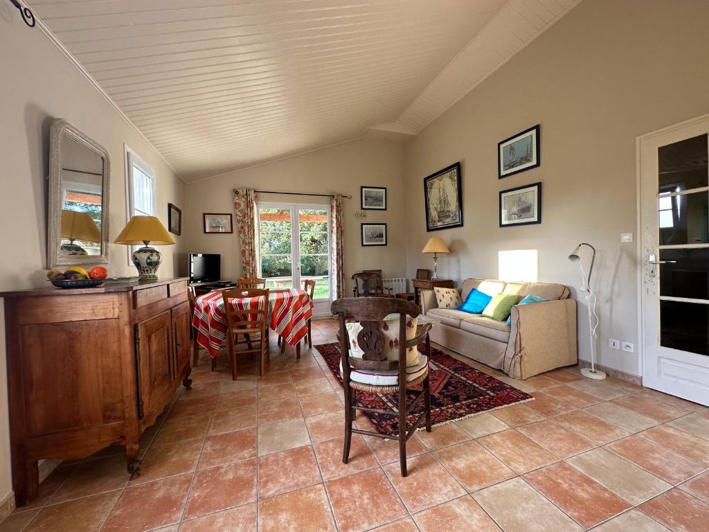 Maisonnette Chaleureuse - Au calme et proche côte