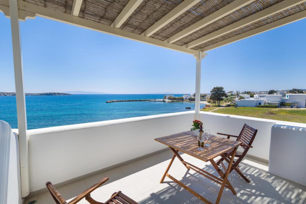 La Mer Seaside Apartments photo