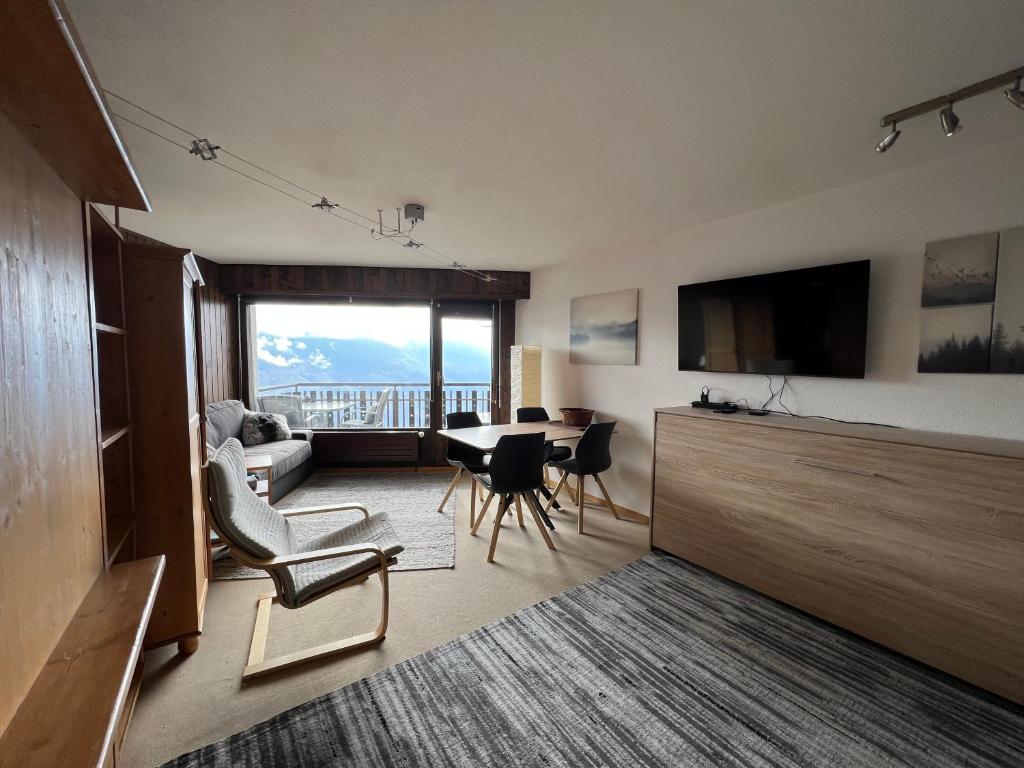 Cosy Studio for 5 near ski lift, Les Gentianes - 3