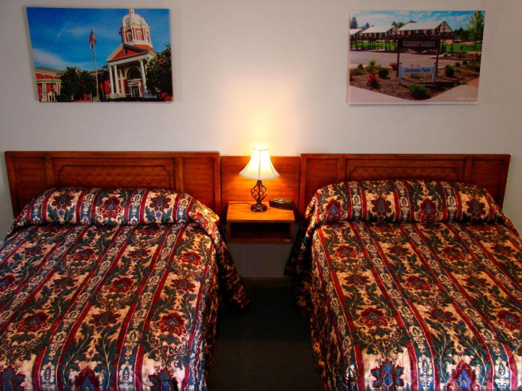 Centennial Motel — Hotel in Buckhannon (WV)