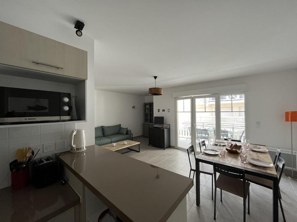Appartement T3 de 66m² avec terrasse, parking et proche jetée Thiers, centre-ville d'Arcachon - FR-1-374-209 - 3