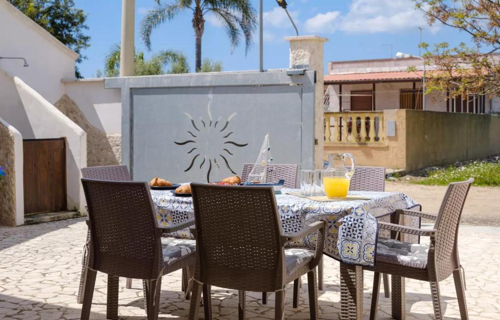Villa Diamante Torre Lapillo With Air Conditioning, Parking And Wi-Fi - 1