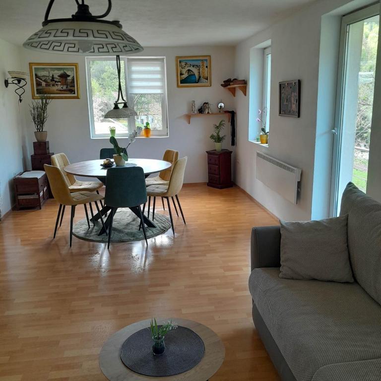 Nice Apartment near by Capital of Slovenia, Любляна