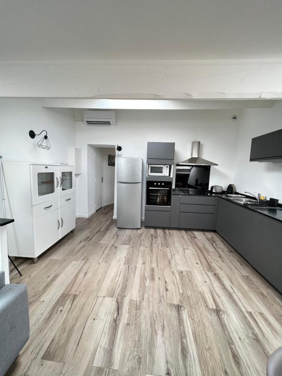 appartement T2 au centre ville de Sanary sur mer - 1
