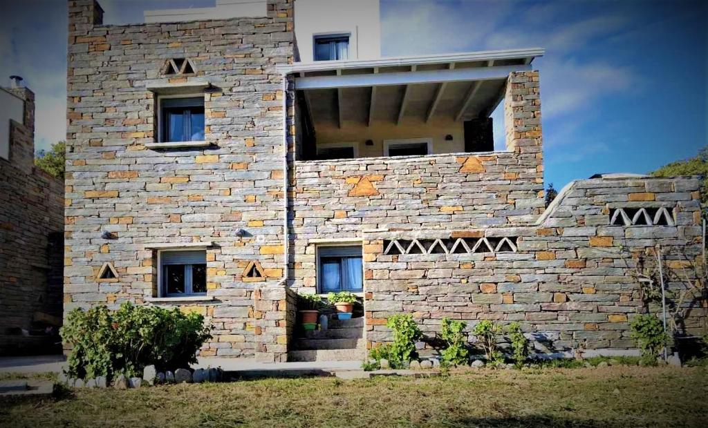 Peace View Kea, Péra Meriá