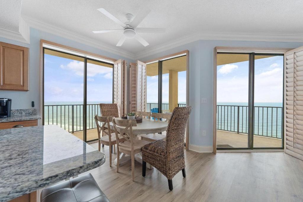 Phoenix V 1517, Orange Beach