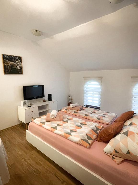 Jenny's Apartment - 1