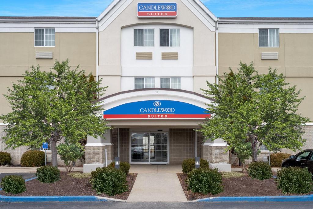 Candlewood Suites Elkhart photo