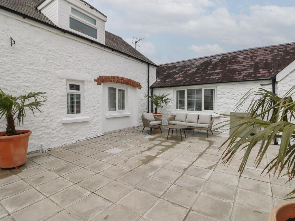Bluebell Cottage, Tenby photo 5