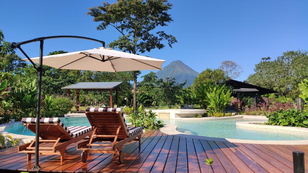 Hotel Arenal Glamping, Фортуна