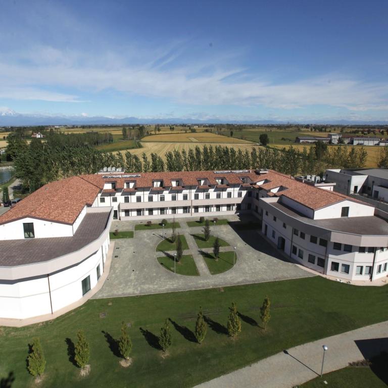 Hotel Novarello Resort & Spa photo