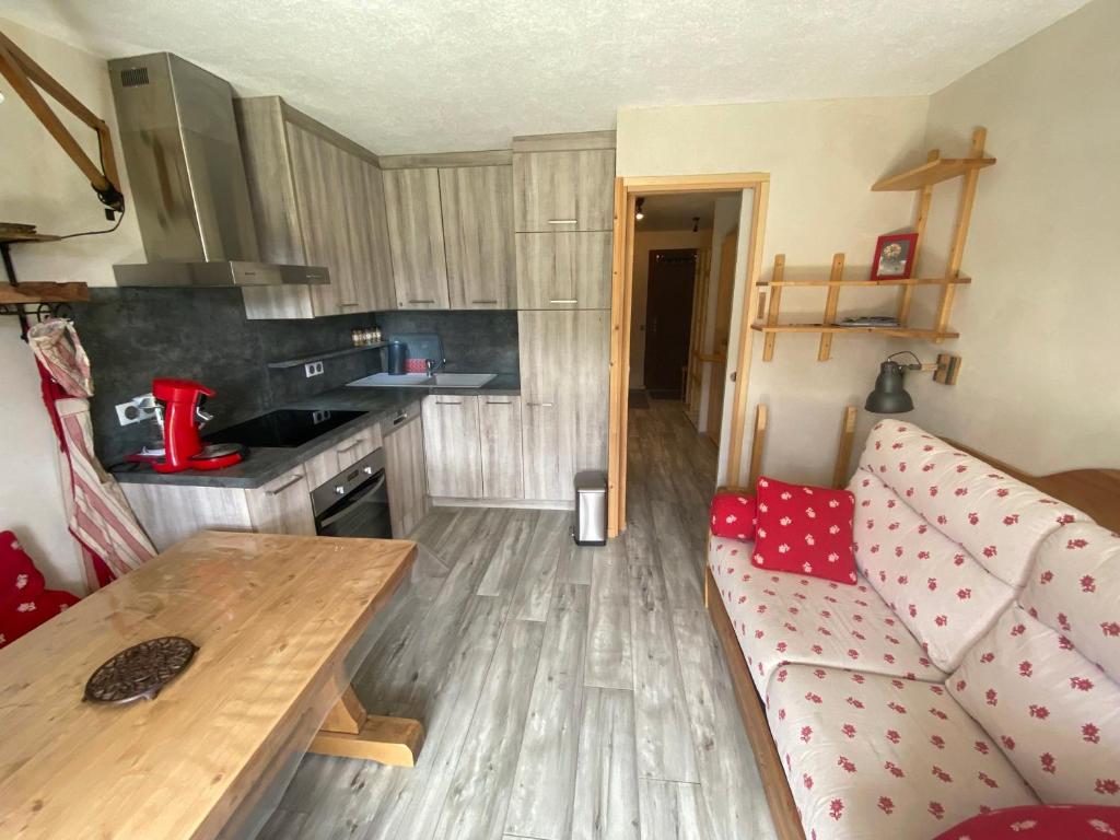 Superbe studio avec terrasse près des pistes à Châtel - FR-1-693-96 - 2
