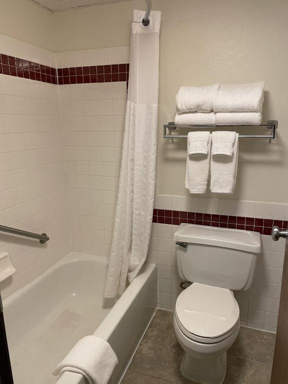 AmericInn by Wyndham Minocqua photo