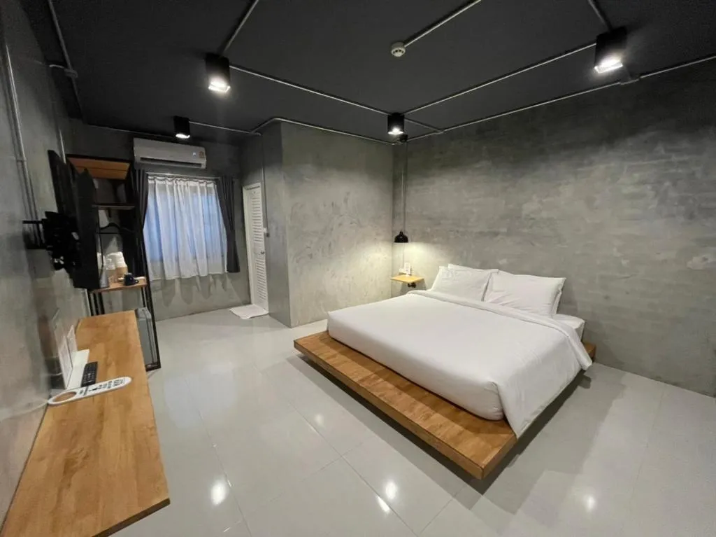 Loft Space Hotel, hotel v destinaci Ranong