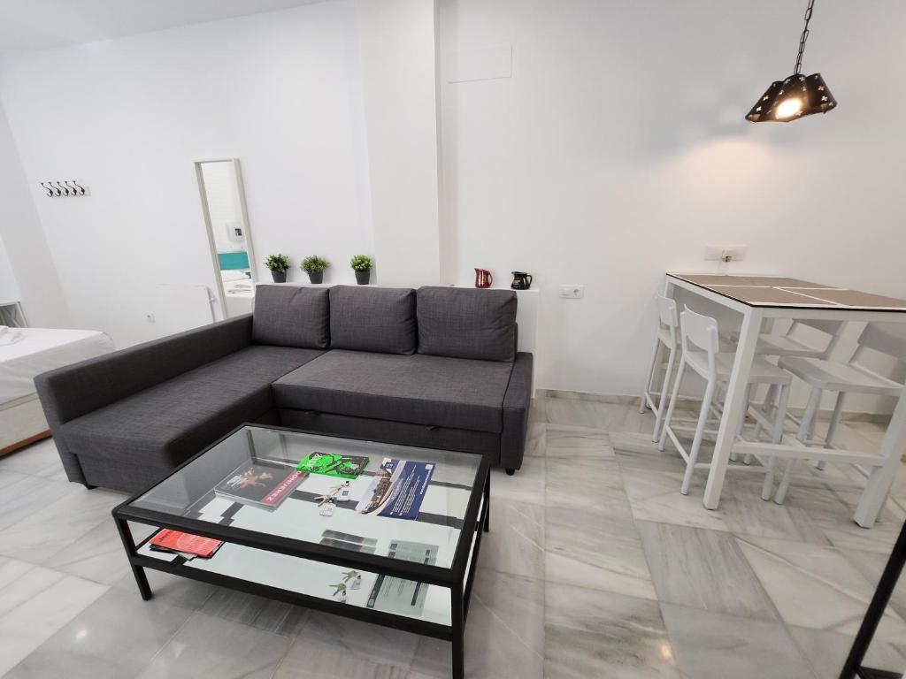 Allo Apartments "Real Escuela" Centro Loft - 5