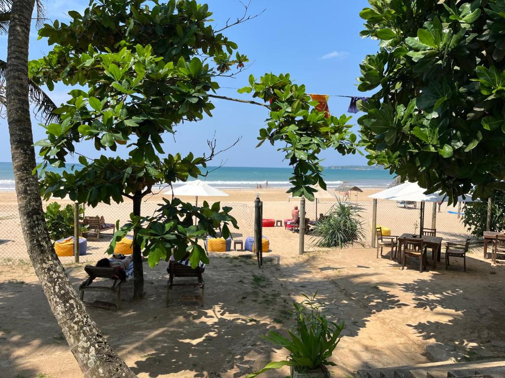 Aussie Swiss Beach Resort photo