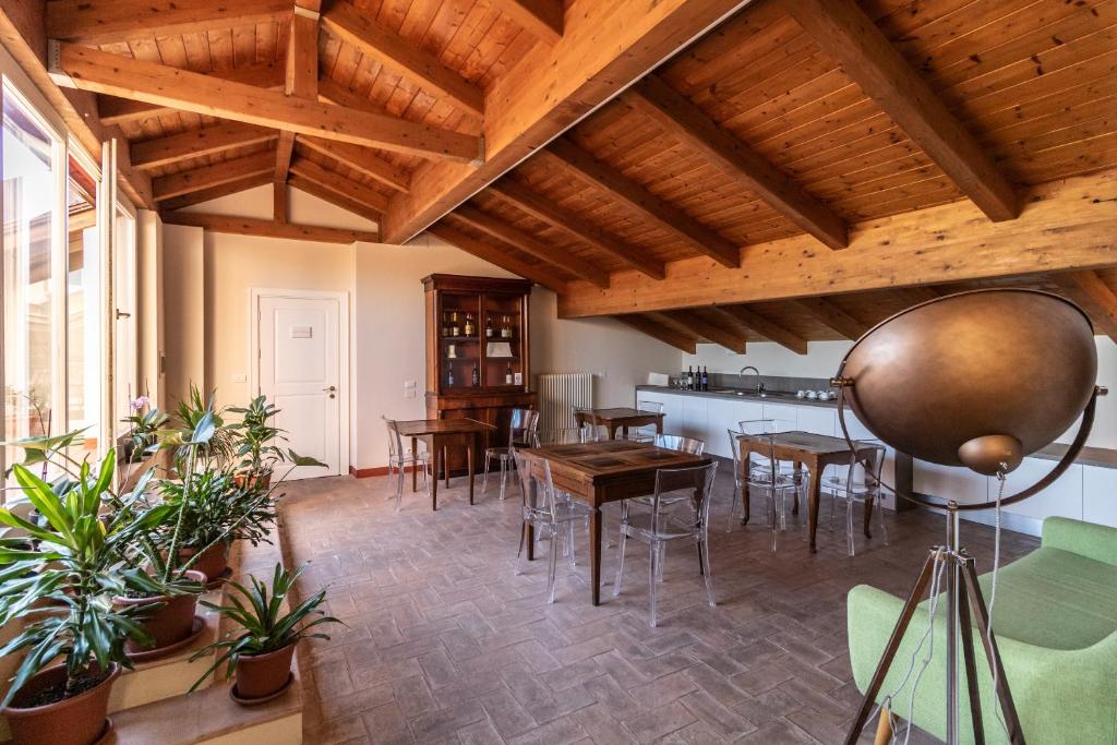 Casa Isolani Guest House Santo Stefano - 2