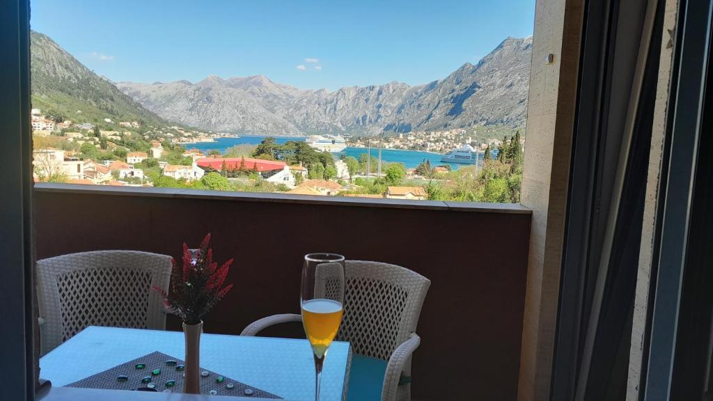 Sea view apartment in Kotor ! Apartment Popica - 5
