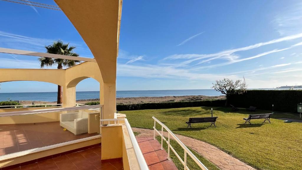 Apartamento Denia. Bajo en primera línea - 4