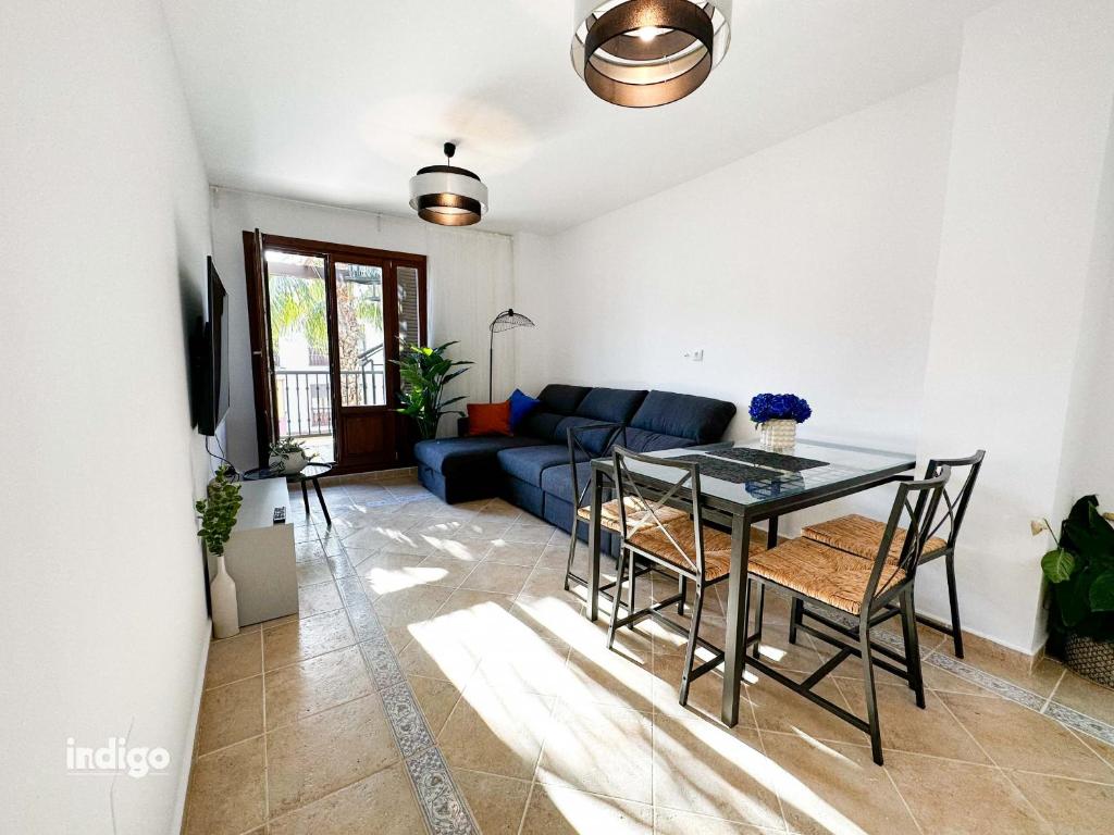 PET001 - Modern 2 Bedroom Apartment - 5