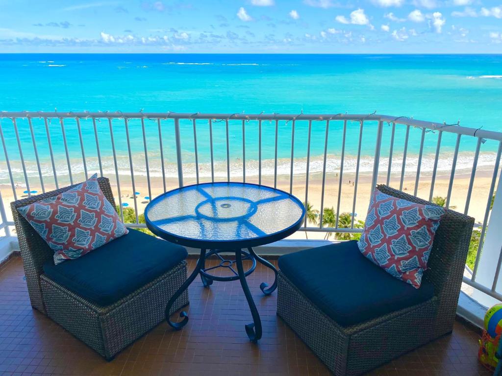 Marbella del Caribe Isla Verde Beachfront — Hotel in San Juan