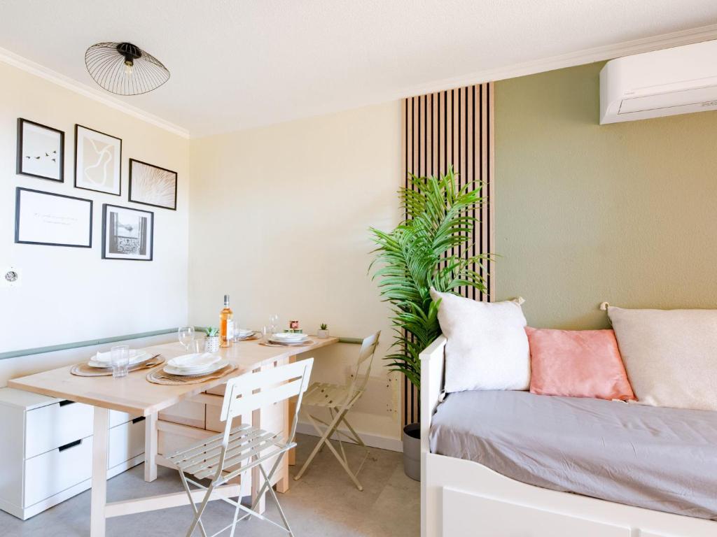 Apartment L'Esquinade - G3 033 by Interhome - 2