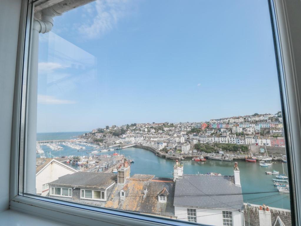 2 North Furzeham Road, Brixham photo 6