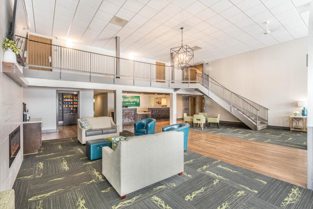 EverSpring Inn and Suites photo